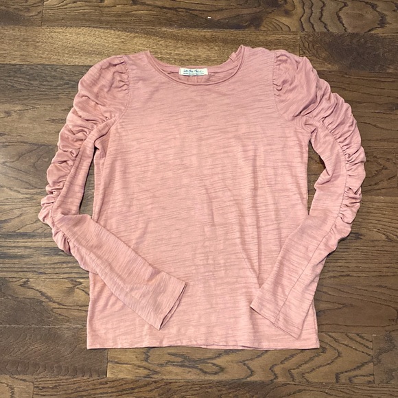 FREE PEOPLE - WE THE FREE long sleeve with ruffled sleeves pink size medium - Picture 1 of 7